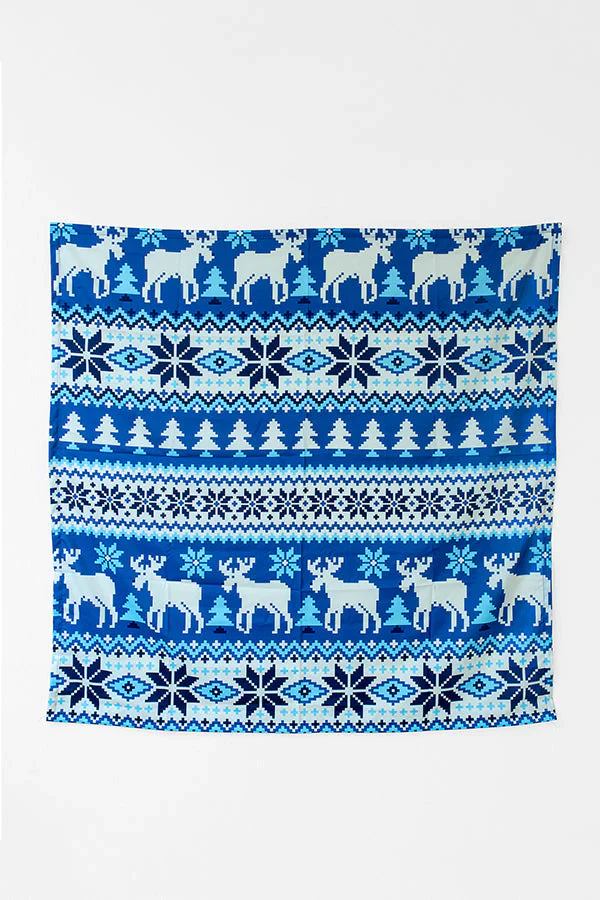 Blue Christmas Pattern Tapestry - Image 2