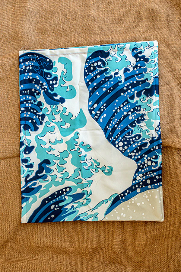 The Fuji Wave Tapestry - Image 3